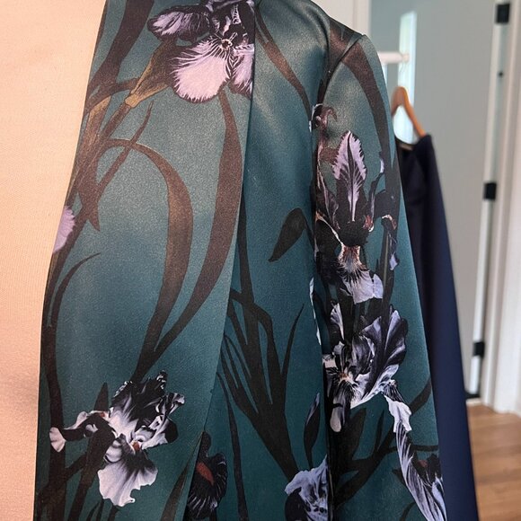 H&M Satin Effect Open Front Blazer | Size 10 - Picture 2 of 10